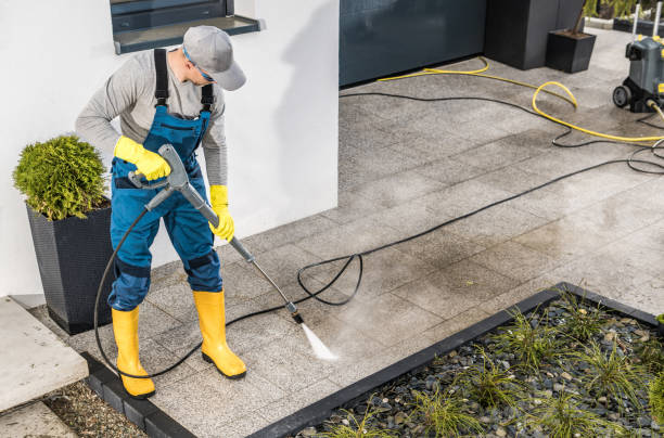 Best Pressure Washing Contractors  in Breckinridge Center, KY